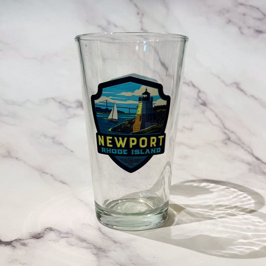 Newport RI Castle Hill Emblem Pint Glass